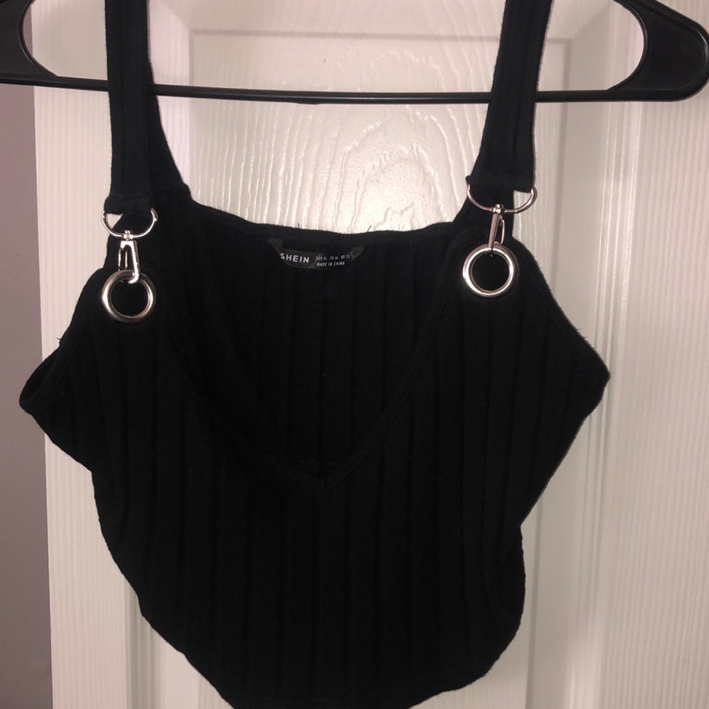 Black chain crop top